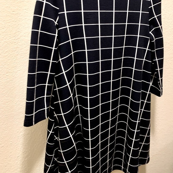 Grid Print Dress - Picture 5 of 6